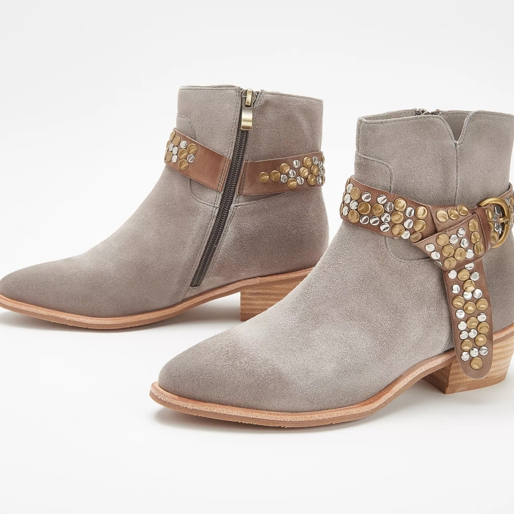 Like new Antelope Demi Boot Grey
